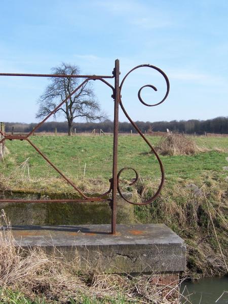 Garde corps de ponceau - Beauvry-la-Forêt - © PNRSE